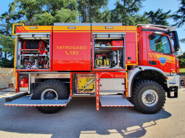 Interventno vozilo Javne vatrogasne postrojbe Poreč
