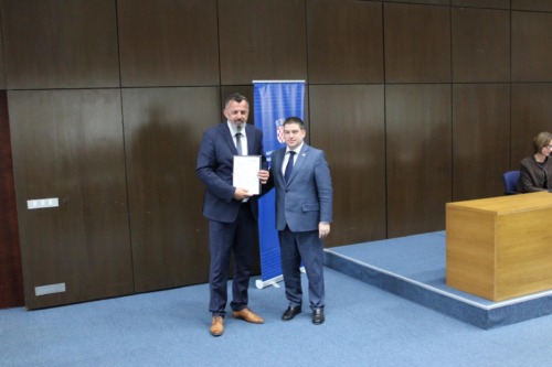 Općinski načelnik Općine Funtana-Fontane Mladen Grgeta te potpredsjednik Vlade i ministar mora, prometa i infrastrukture Oleg Butković